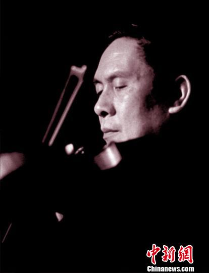 中國第一代小提琴音樂作曲家與演奏家馬思聰�！≠Y料圖 攝